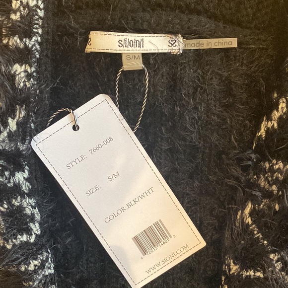 Sioni Black and White Slouch Cardigan NYT - Picture 8 of 10